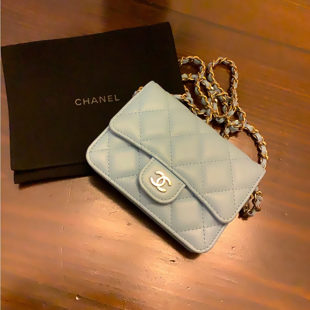 Chanel Micro Flap - Picture 2 of 7